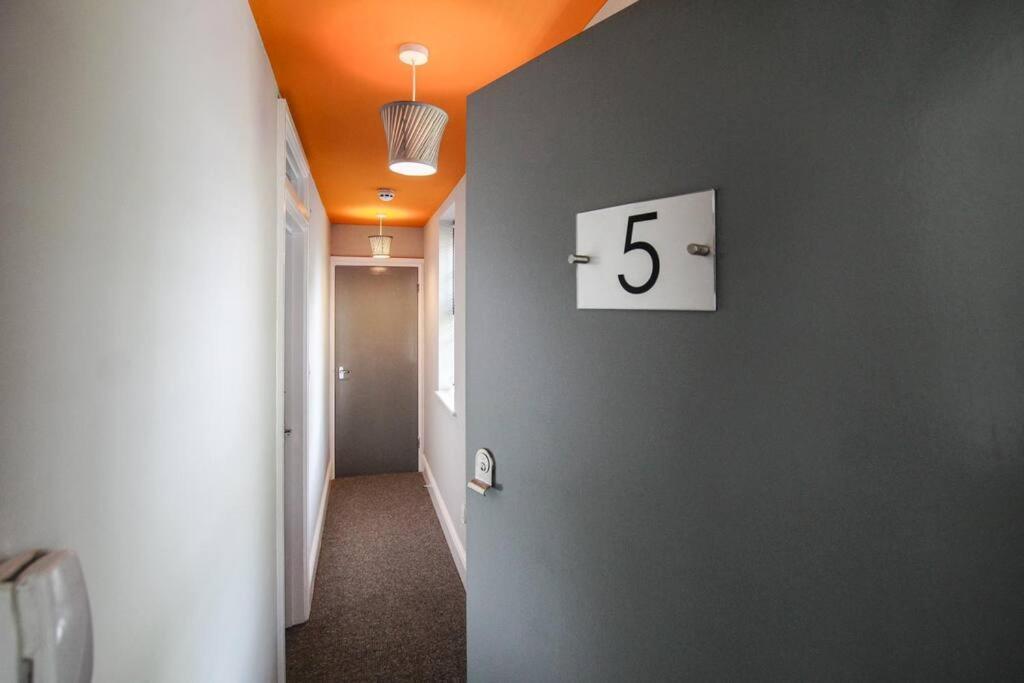 Primeee Location! - Modern Central Apartment 布里斯托 外观 照片